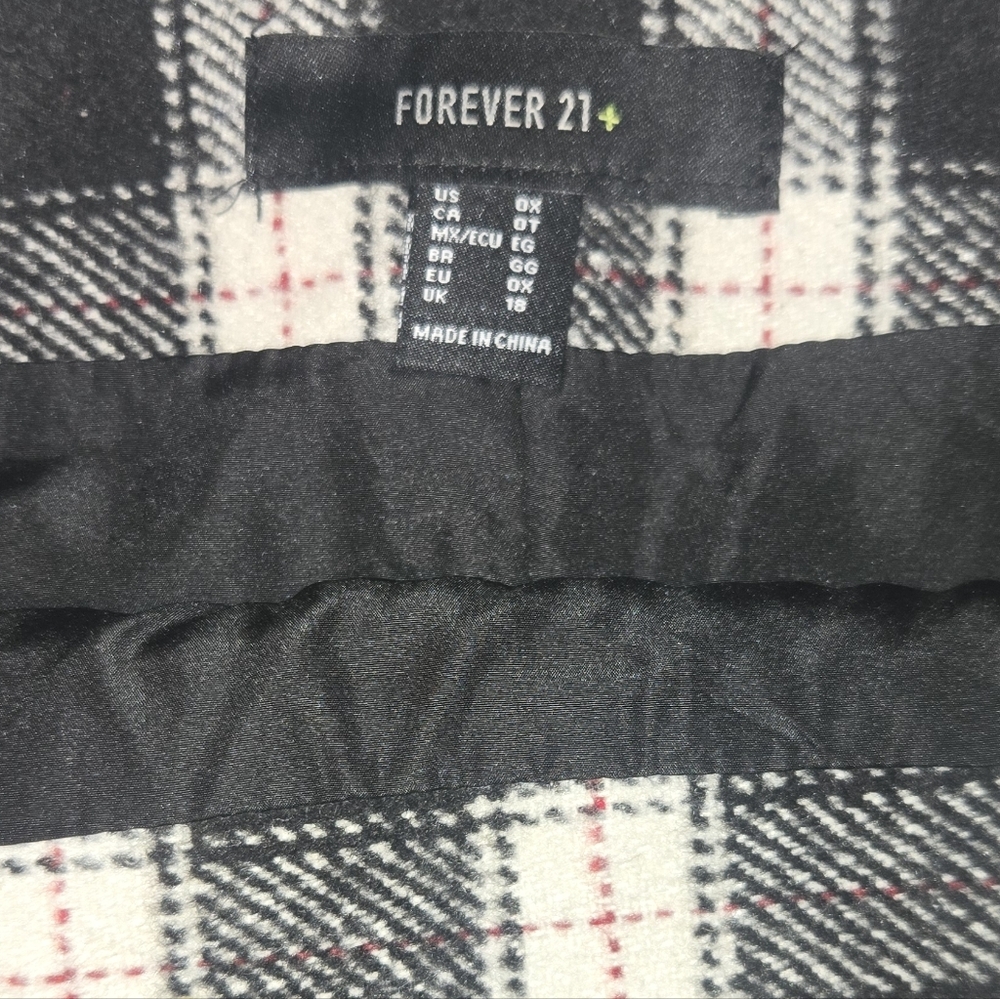 Plaid Black and White Women's Skirt - Picture 3 of 4